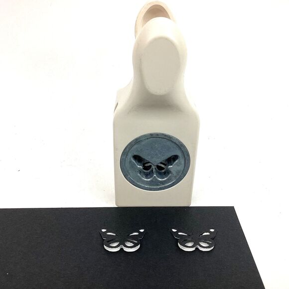 Martha Stewart - Paper Shaper Butterfly - Punch Crafts Journaling Scrapbooking - Picture 4 of 5